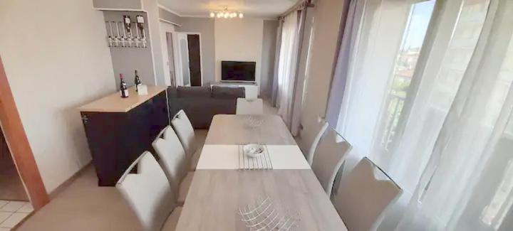L'Amicale : 80 M², 6 Prs, 3 Ch, Centre Ville Ντιζόν Εξωτερικό φωτογραφία